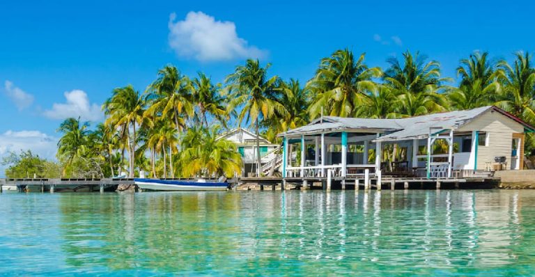 Top Romantic Sunset Dinner Spots in Belize This July Vacation