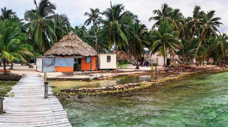 12 Must-Read Belize Books for Travelers: Novels, Memoirs & Guidebooks