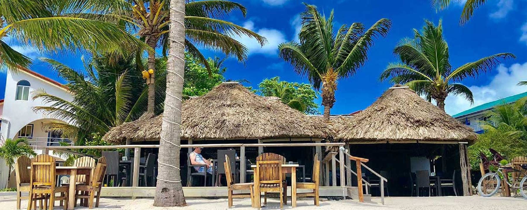 Driftwood Beach Bar & Cabanas – Hopkins