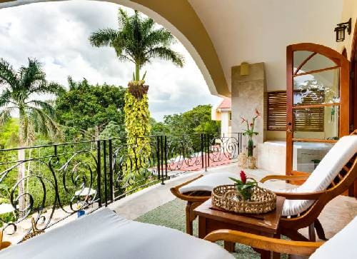 Relaxation & Departure